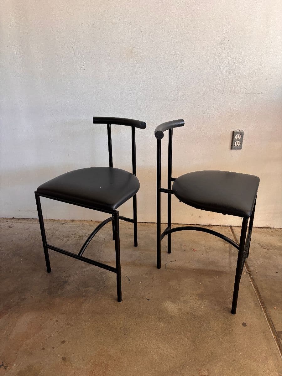 Post-modern Tokyo chair, Rodney Kinsman for Bieffeplast