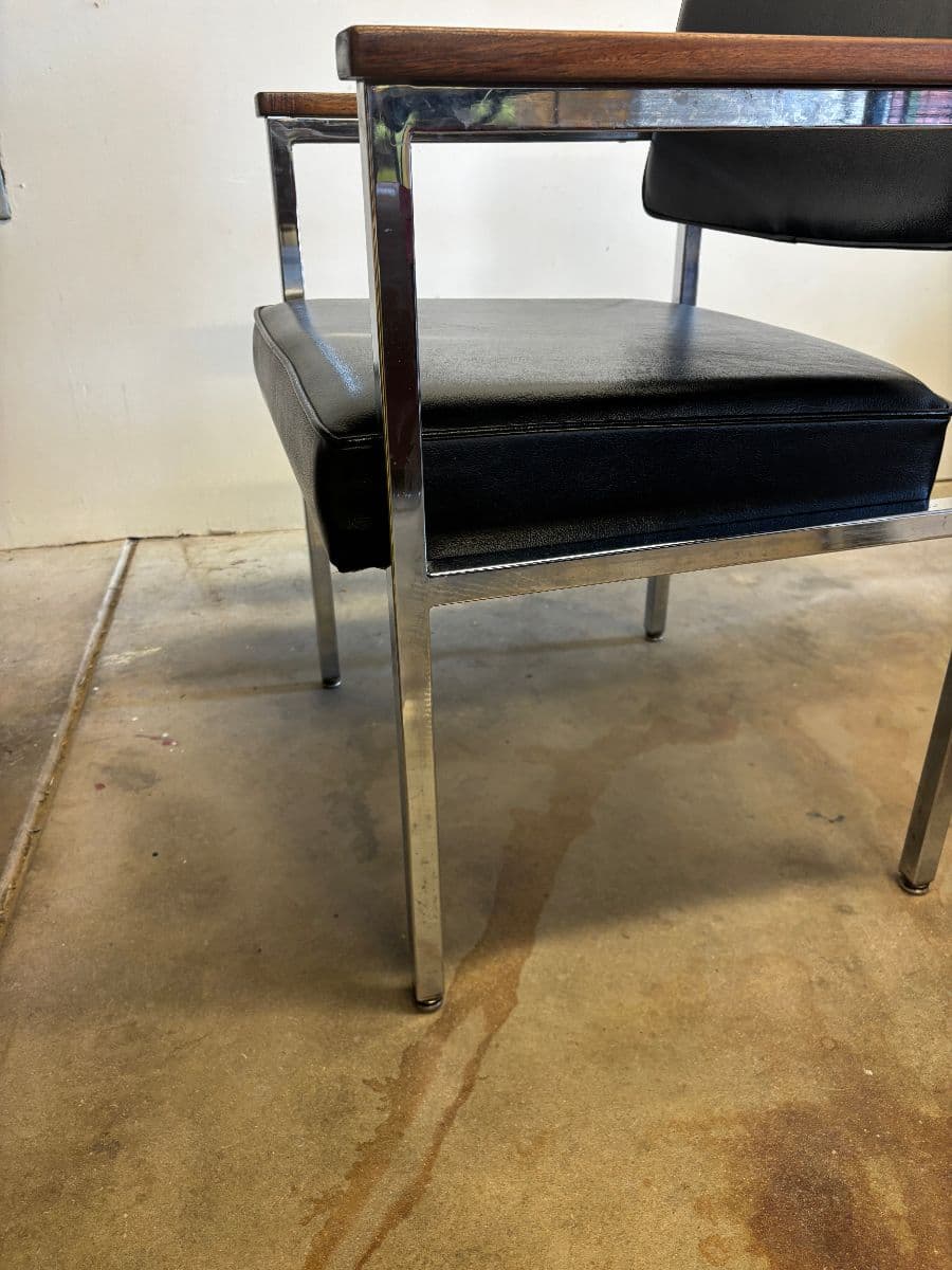 Midcentury chrome and walnut chair by Corry Jamestown photo 3