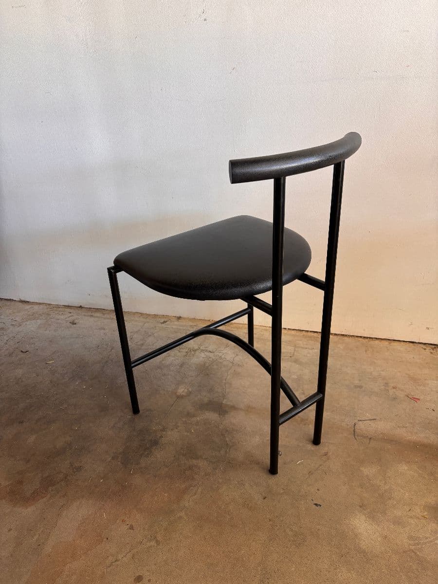 Post-modern Tokyo chair, Rodney Kinsman for Bieffeplast photo 4